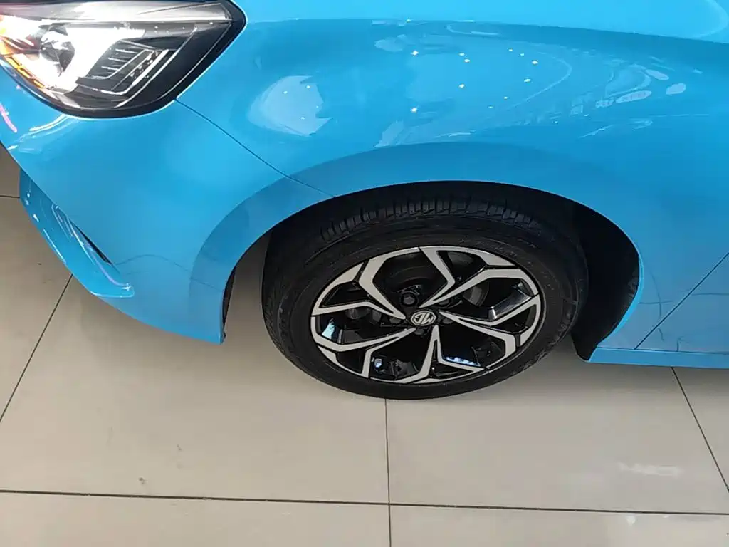 MG MG5 — миниатюра 23