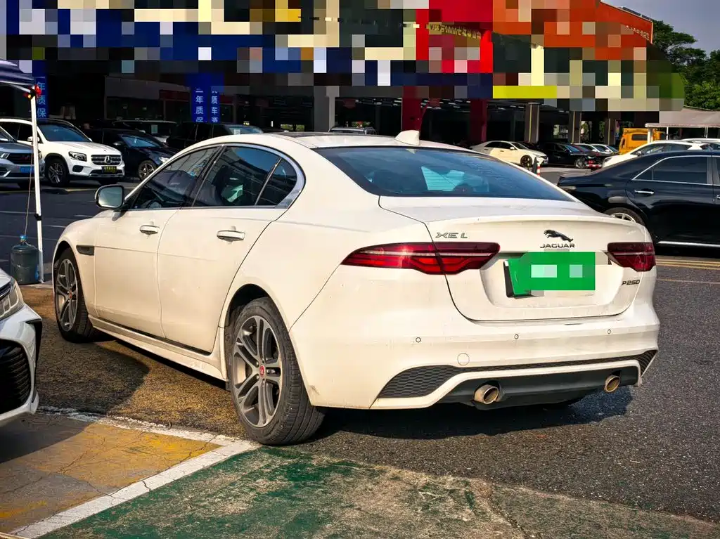 Jaguar XEL — миниатюра 4