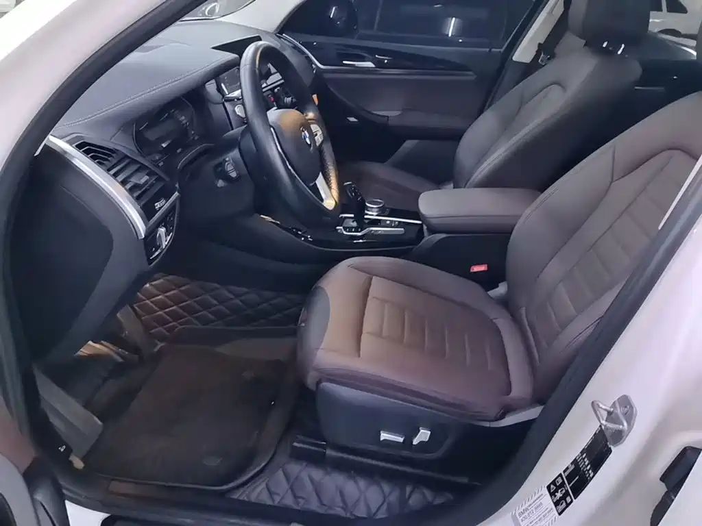 BMW X3 — миниатюра 15