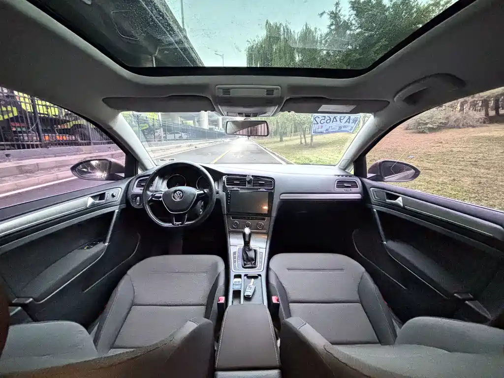 Volkswagen Golf — миниатюра 7