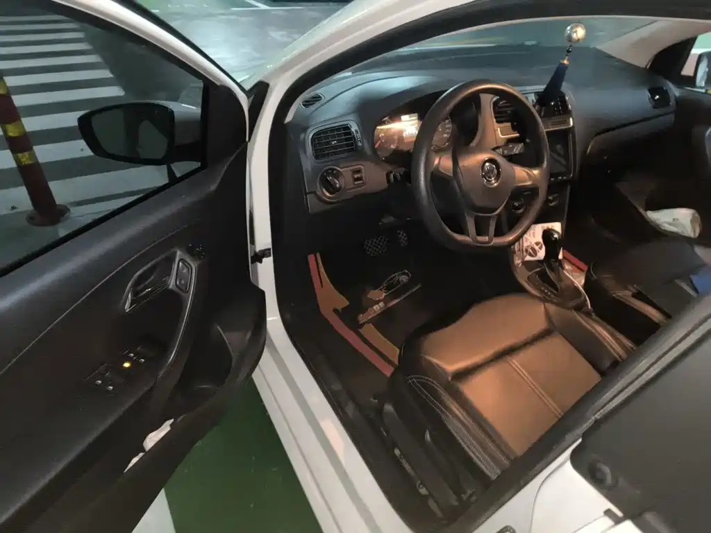 Volkswagen Polo — миниатюра 12