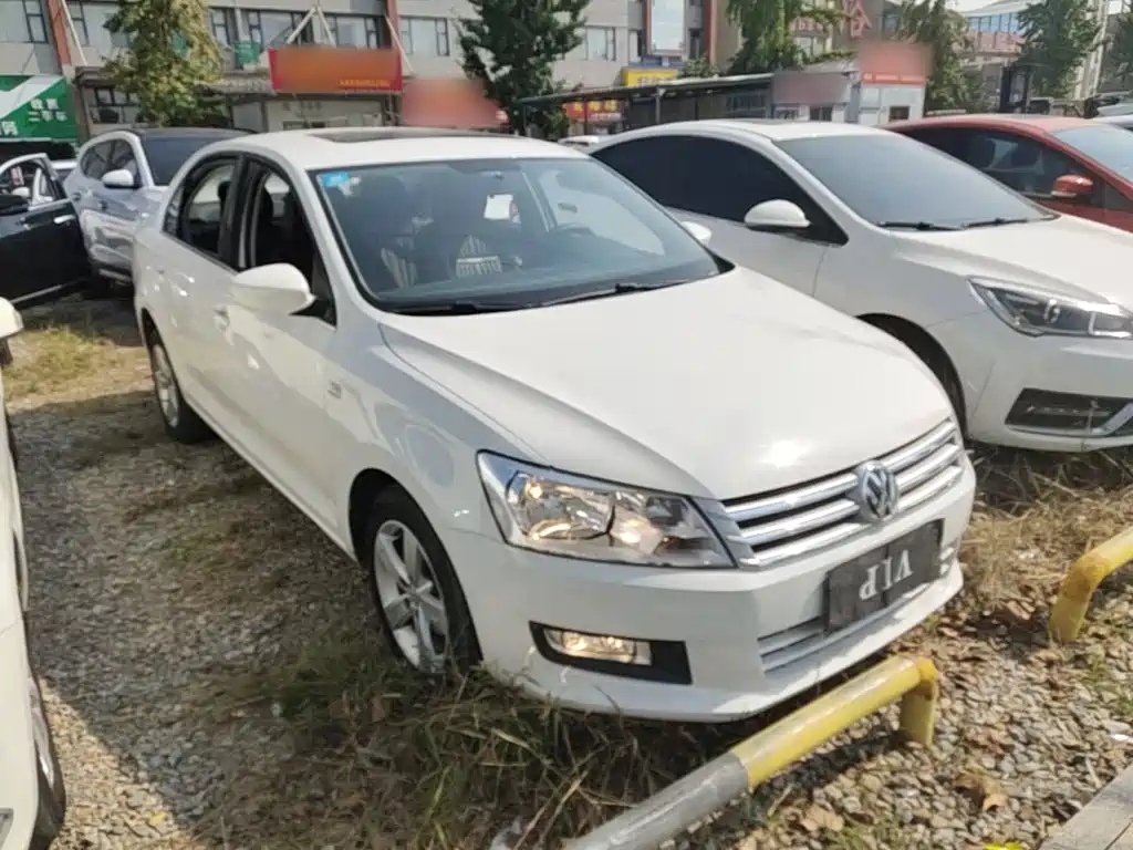 Volkswagen Santana — миниатюра 4
