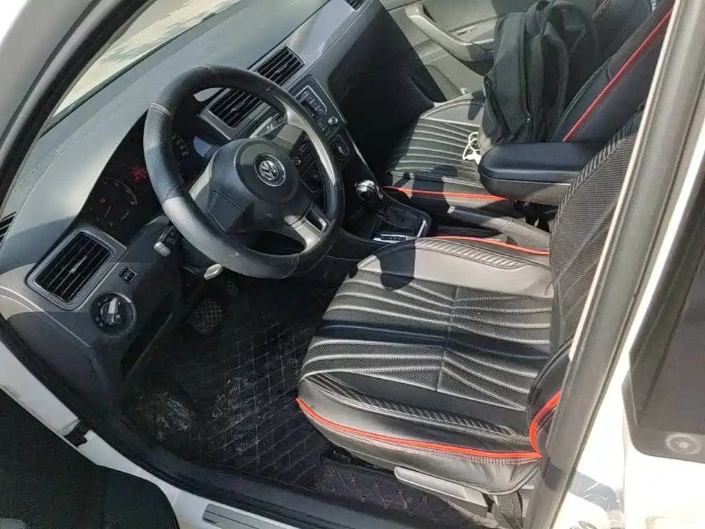 Volkswagen Santana — миниатюра 15