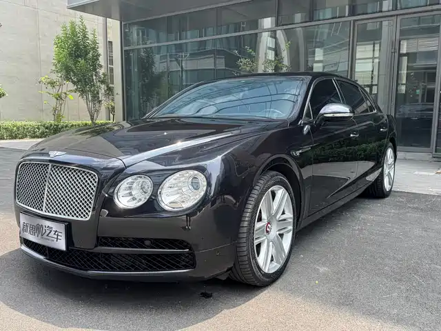 BENTLEY FLYING 2019