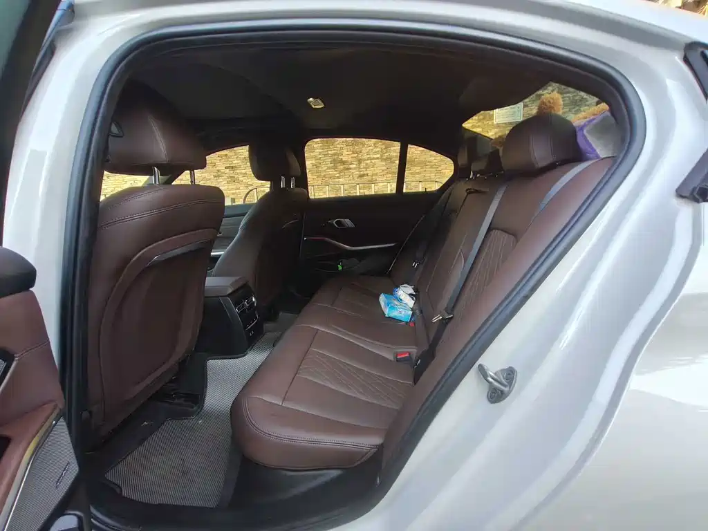 BMW 3 Series — миниатюра 5