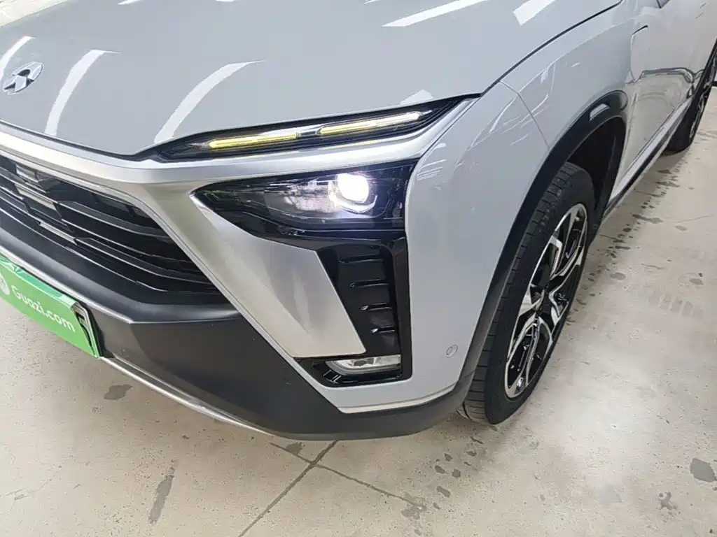 NIO ES8 — миниатюра 24