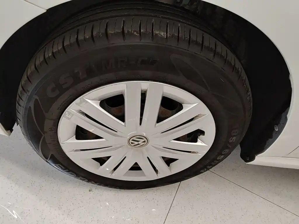 Volkswagen Polo — миниатюра 23