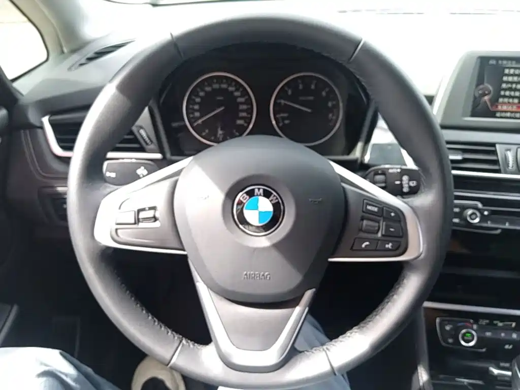 BMW 2 Series Active Tourer (Import) — миниатюра 11
