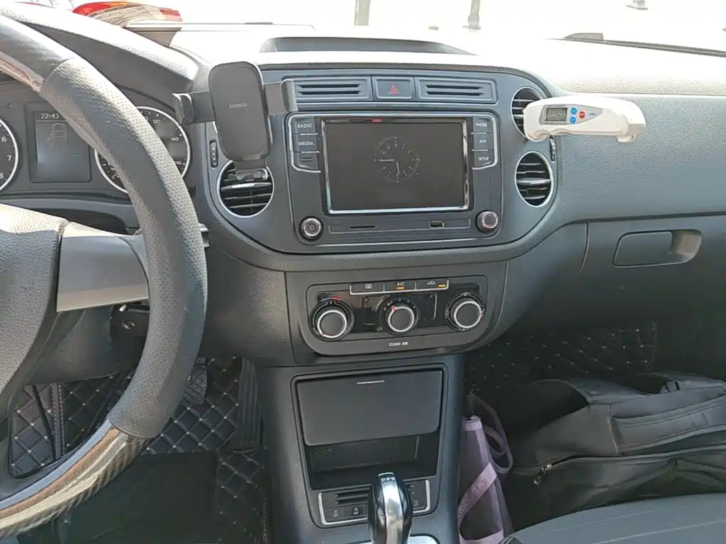 Volkswagen Tiguan — миниатюра 10