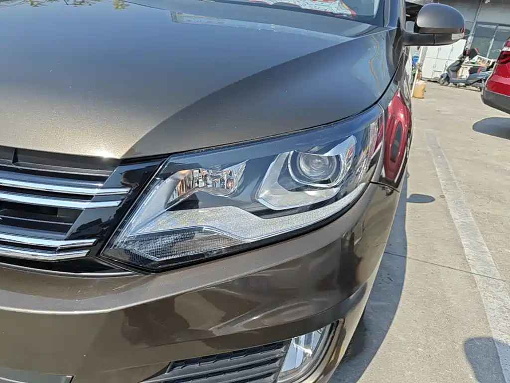 Volkswagen Tiguan — миниатюра 24