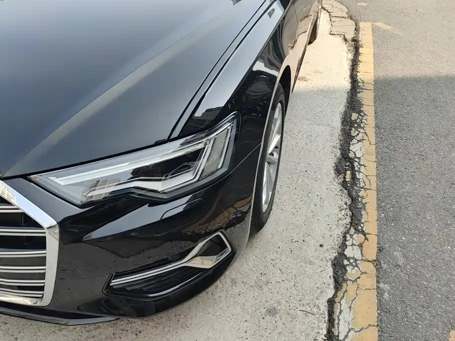 Audi A6L — миниатюра 5