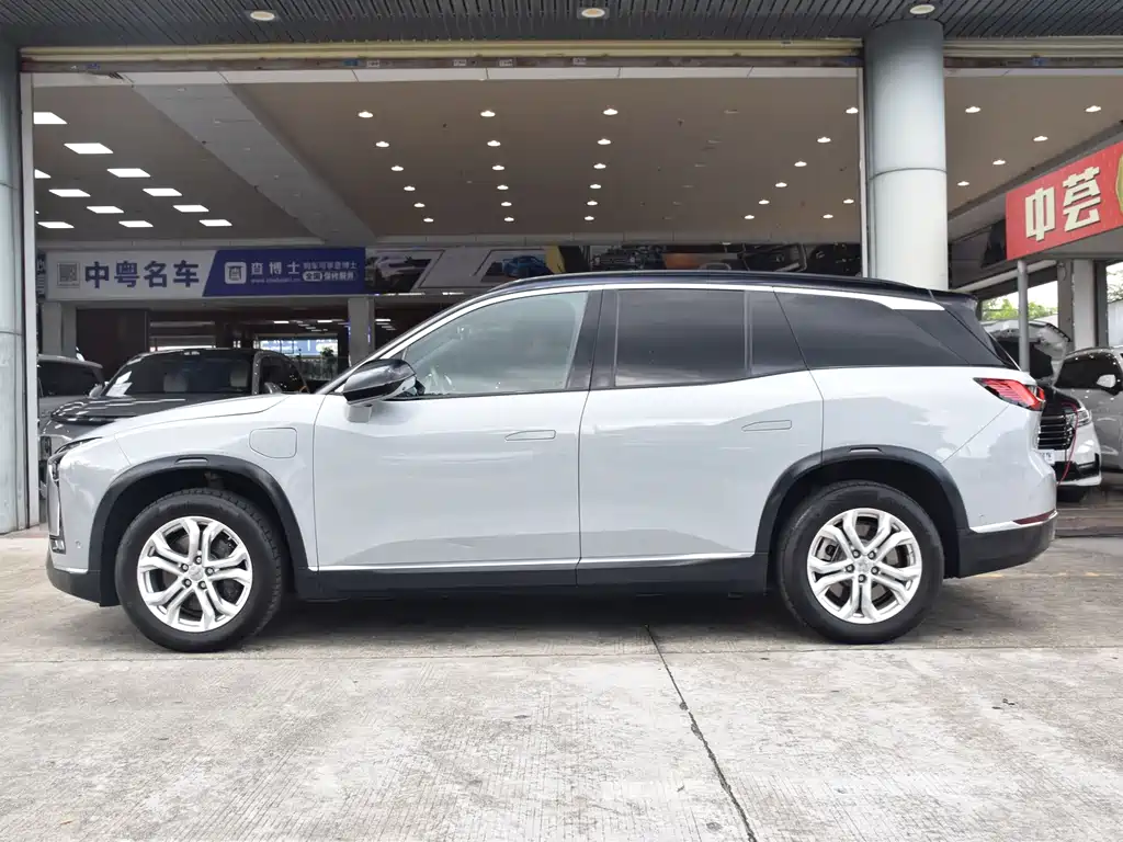 NIO ES8 — миниатюра 4