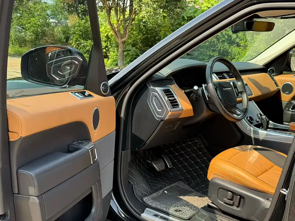 Land Rover Range Rover Sport 2019 3.0 L6 HSE DYNAMIC