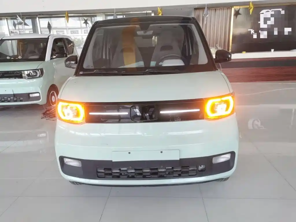 Wuling MINIEV — миниатюра 3