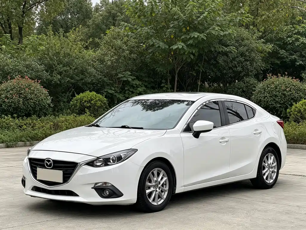 Mazda 3 Axela 2016
