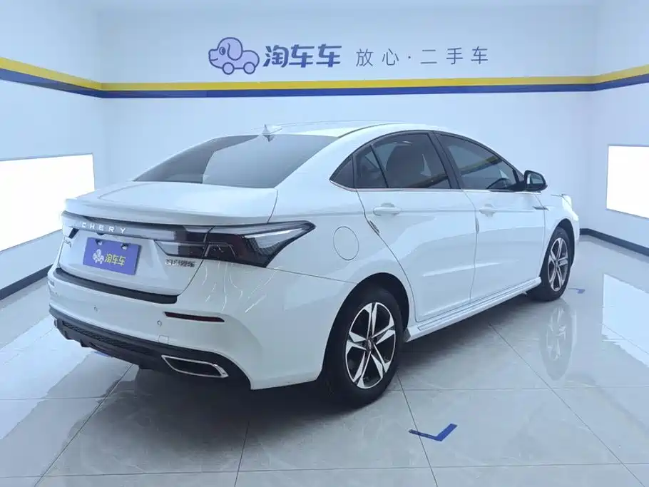 Chery Arrizo 5 PLUS — миниатюра 3