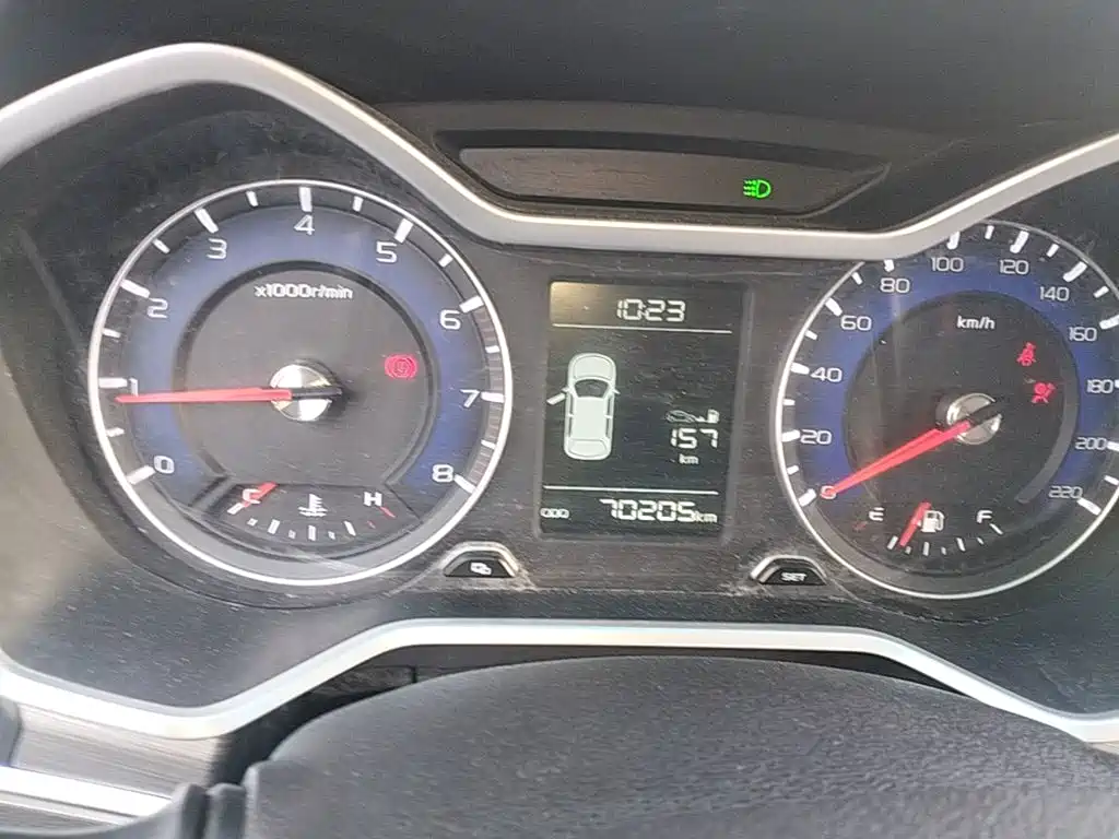 Geely Vision X3 — миниатюра 12