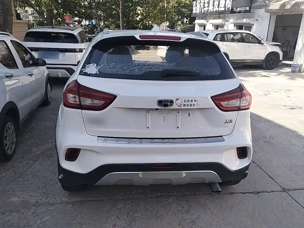 Geely Vision X3 — миниатюра 6