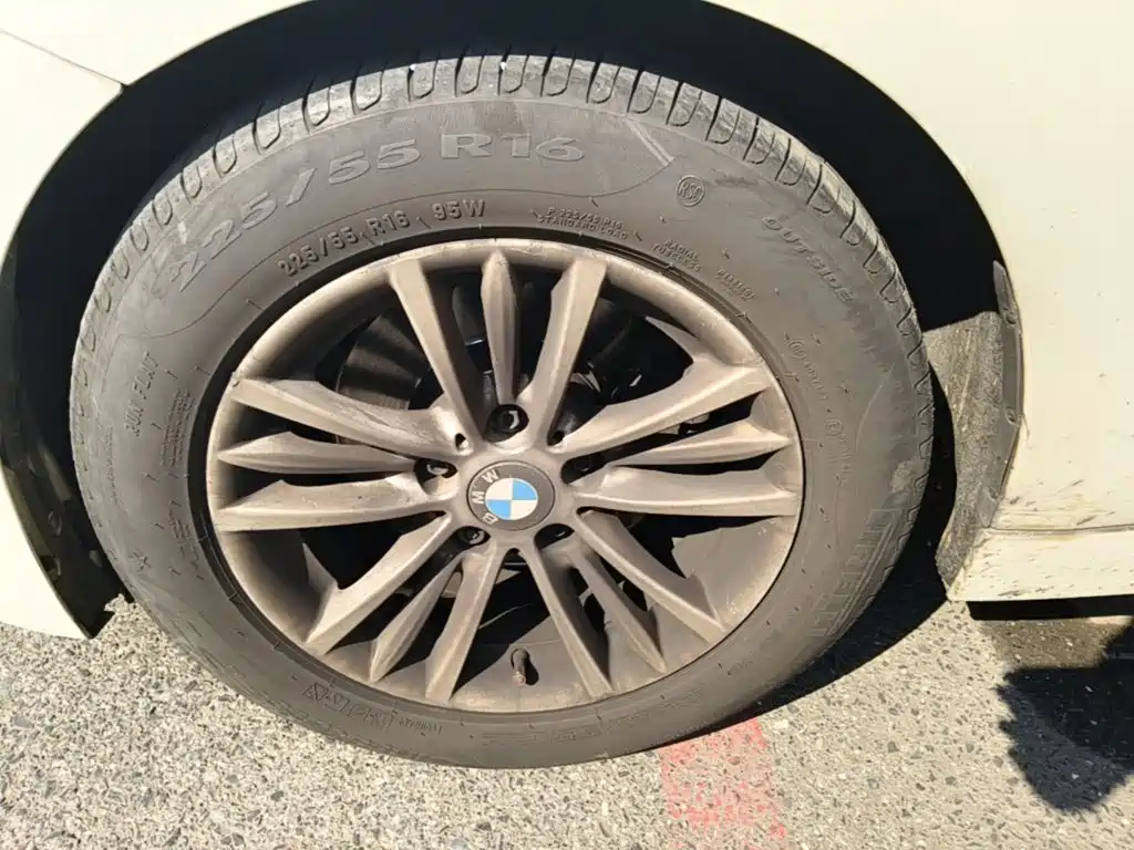BMW 3 Series — миниатюра 23