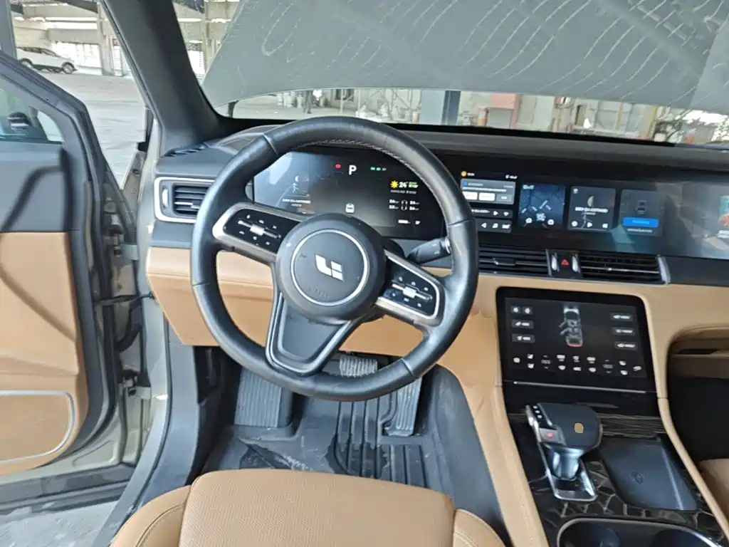 Li Auto Li ONE — миниатюра 11