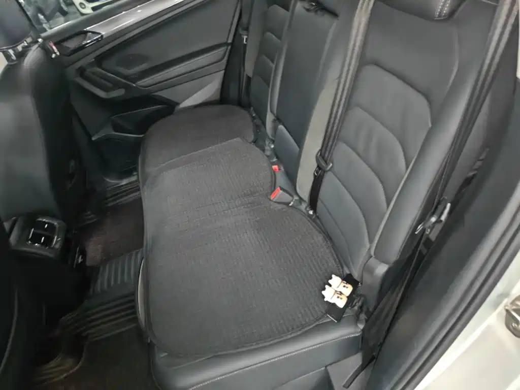 Volkswagen Tiguan L — миниатюра 17