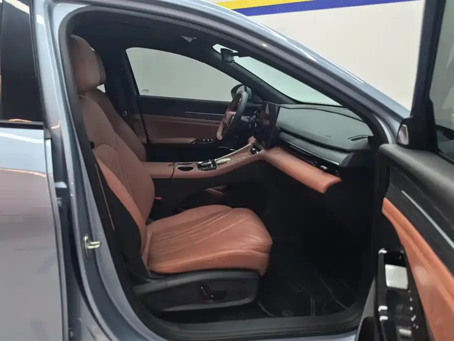 GEELY GALAXY GALAXY L6