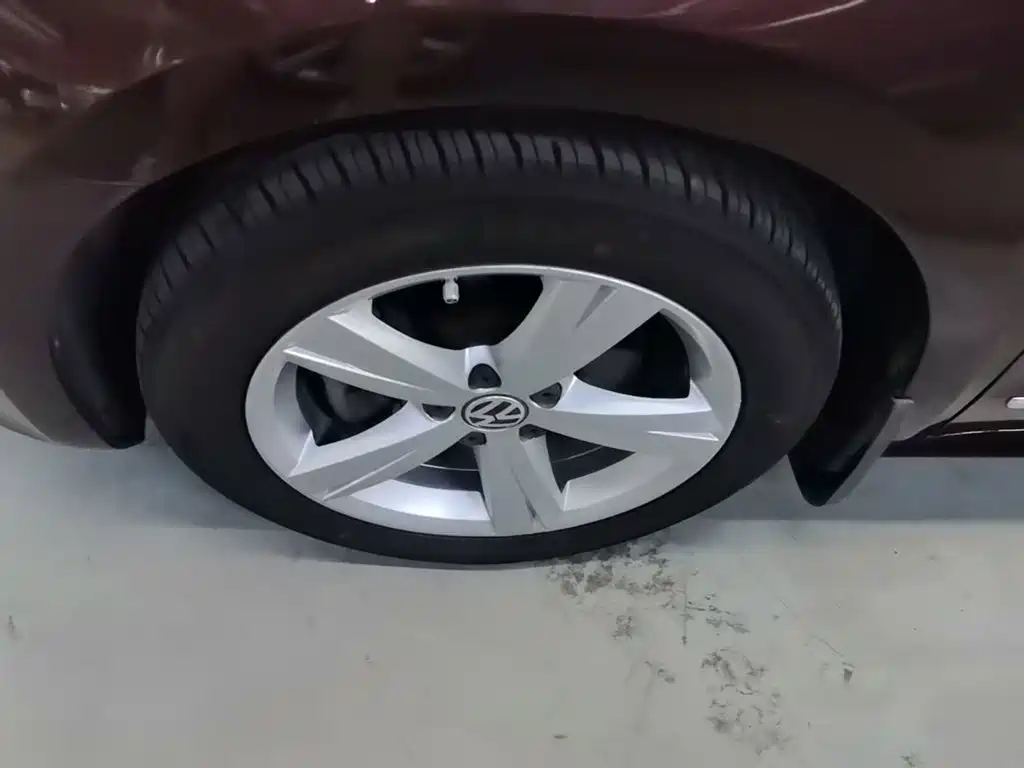 Volkswagen Passat — миниатюра 23