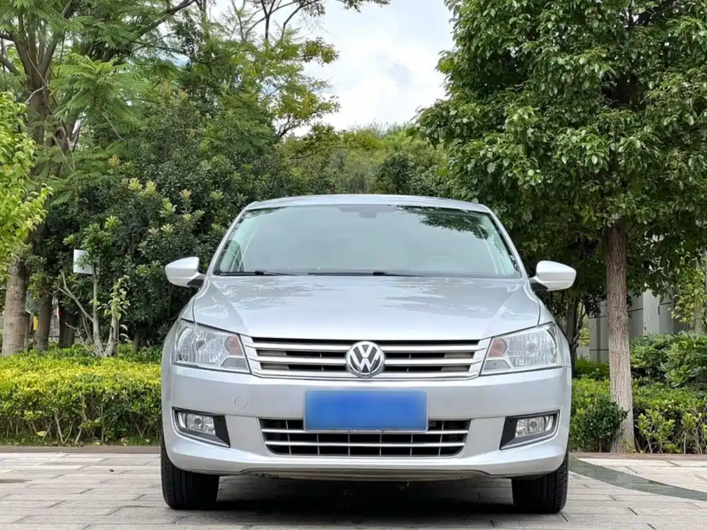 Volkswagen Santana — миниатюра 3