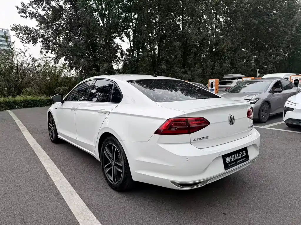 Volkswagen Lamando — миниатюра 7