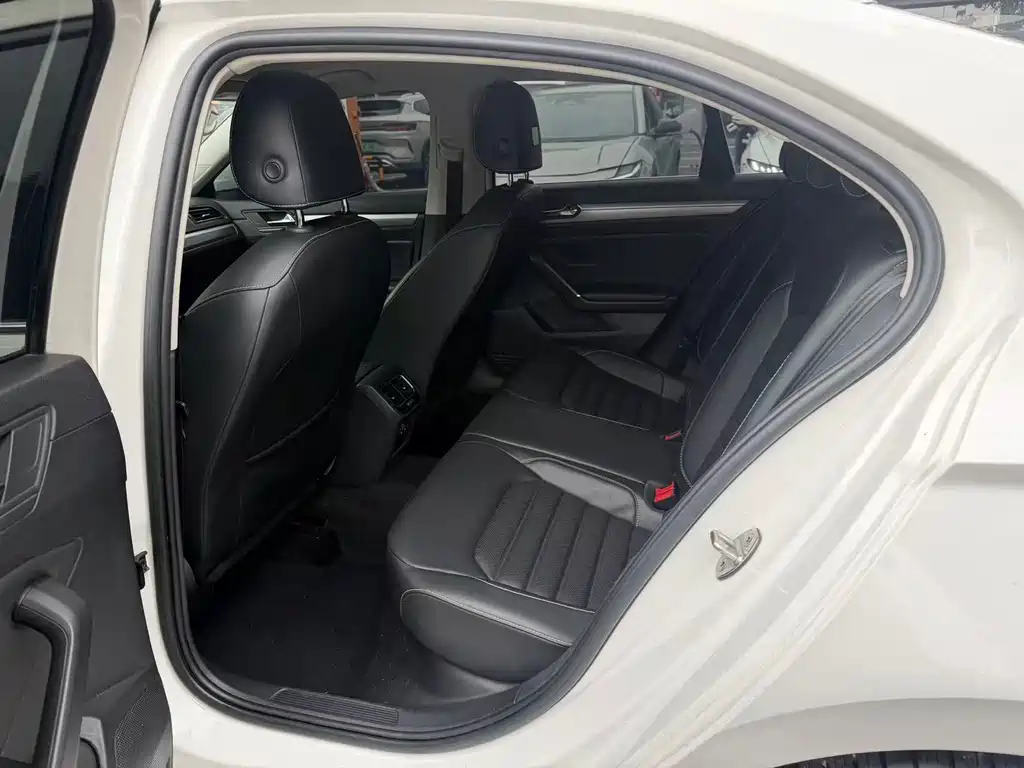 Volkswagen Lamando — миниатюра 15