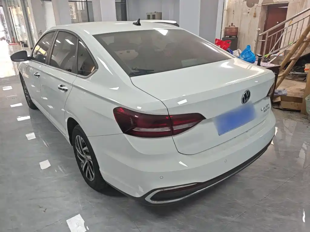 Volkswagen Lavida — миниатюра 5