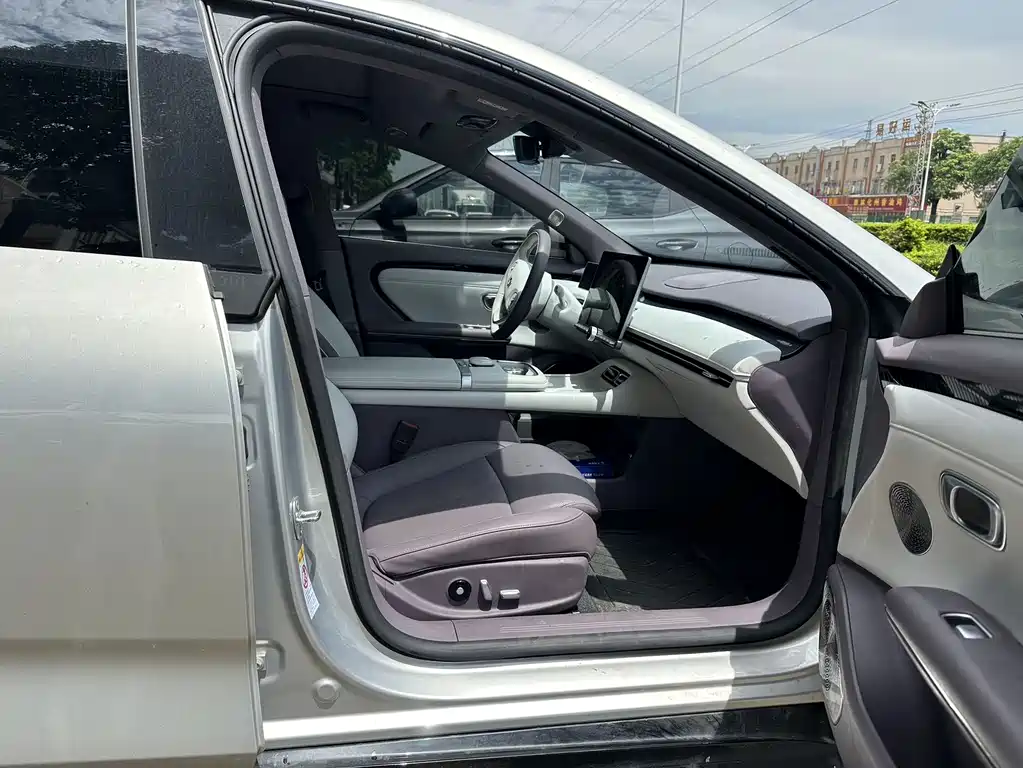 Changan A06 2026 240 Ultra+
