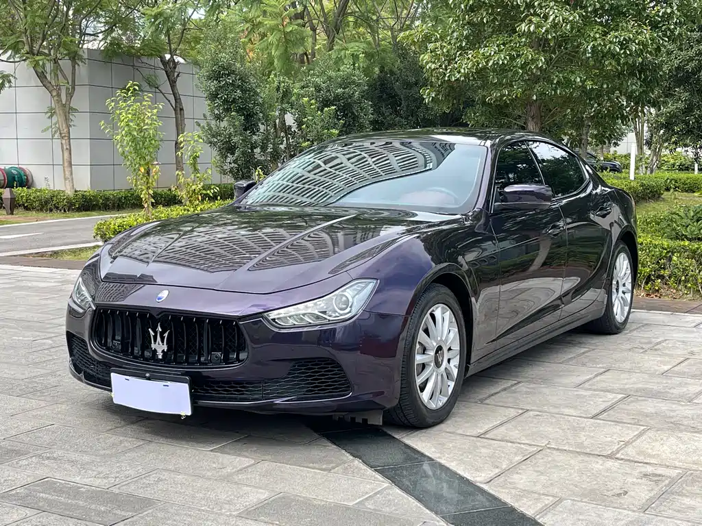 MASERATI GHIBLI