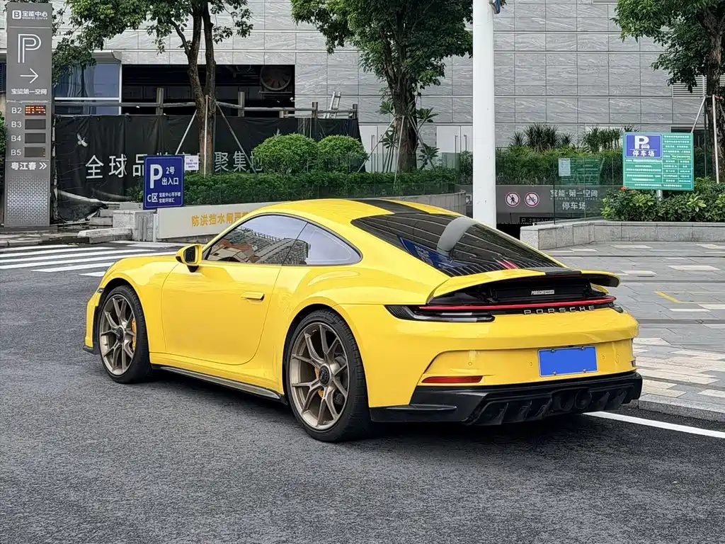Porsche 911 2022 Carrera 3.0T