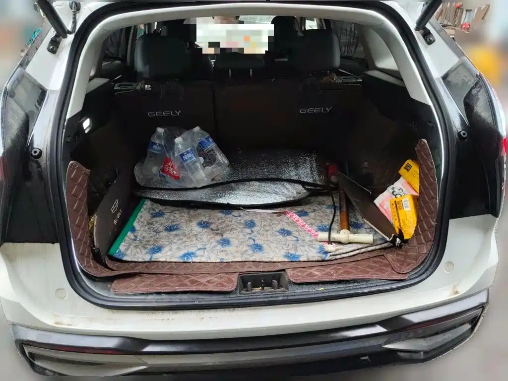 Geely Boyue L — миниатюра 15