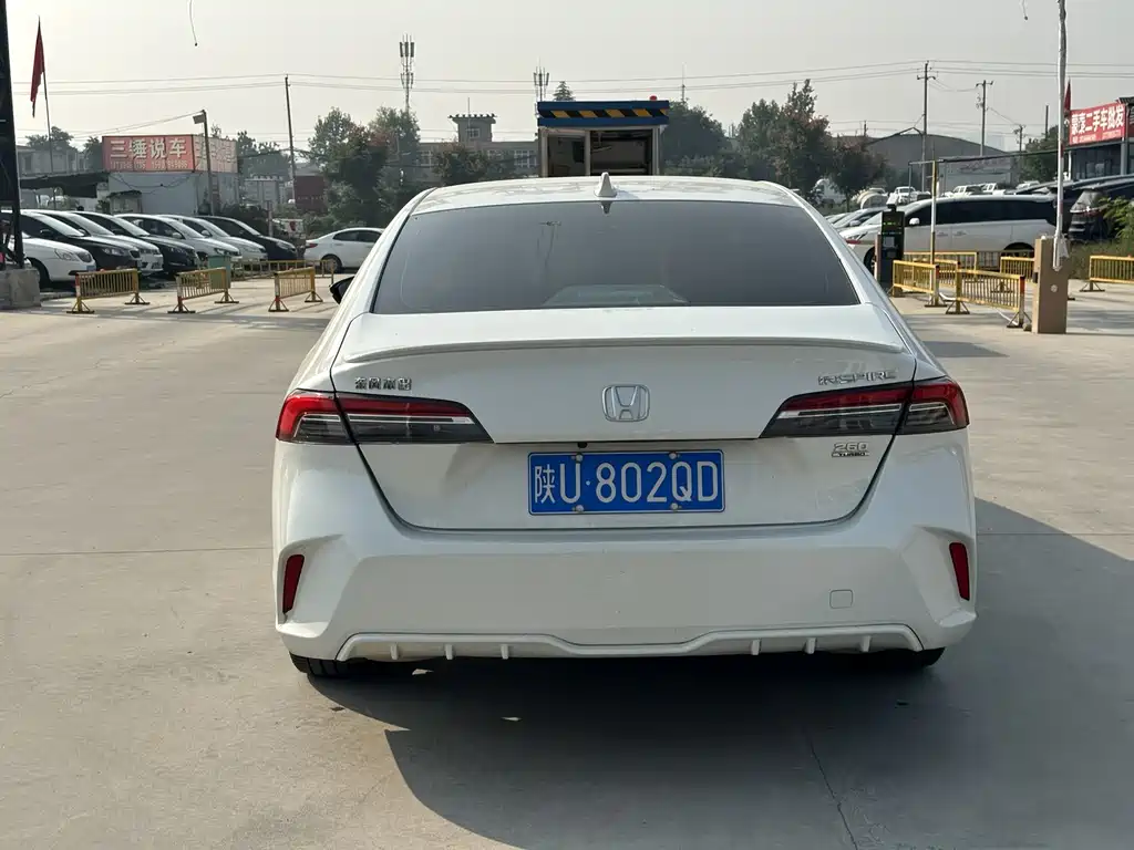 Honda Inspire — миниатюра 10