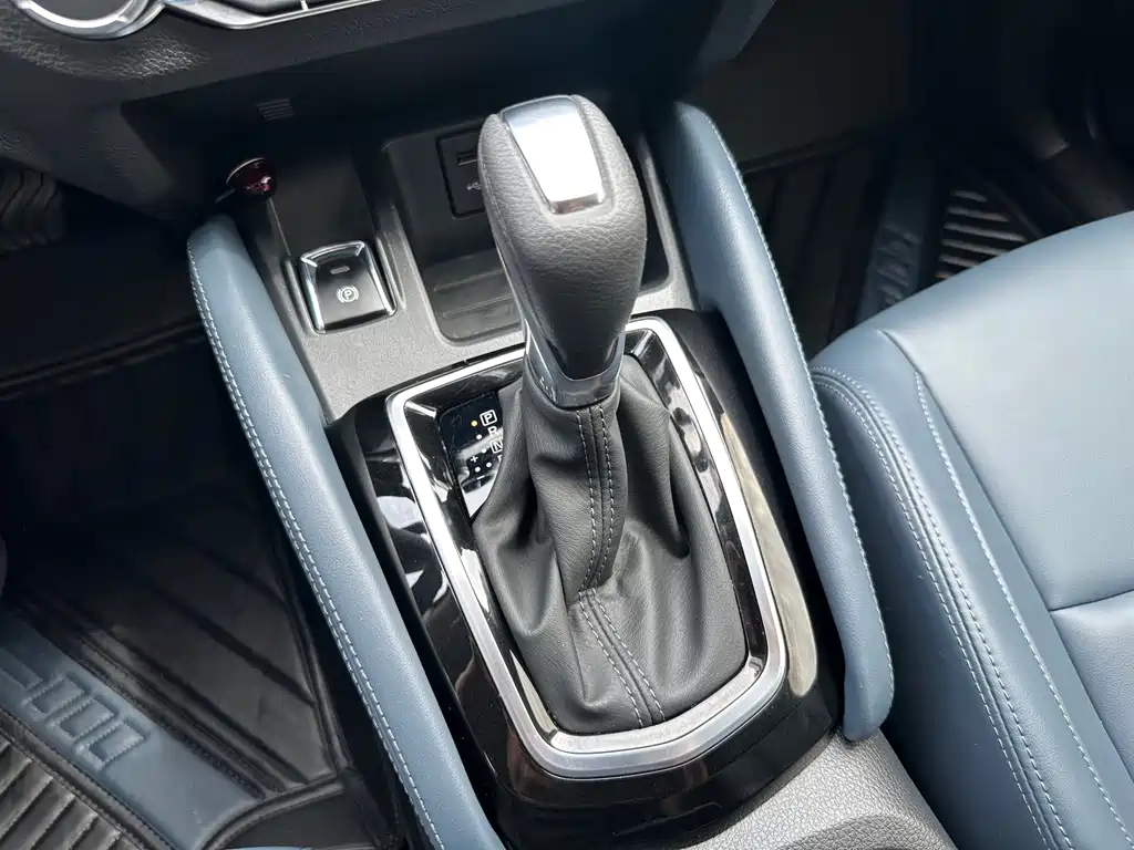 Nissan Qashqai — миниатюра 16