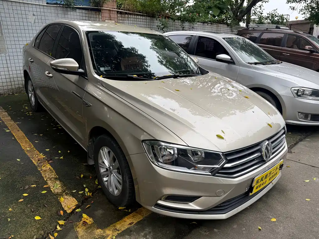 Volkswagen Bora — миниатюра 3