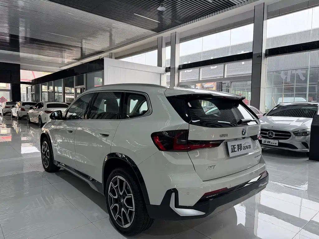 BMW X1 2025 sDrive25Li X