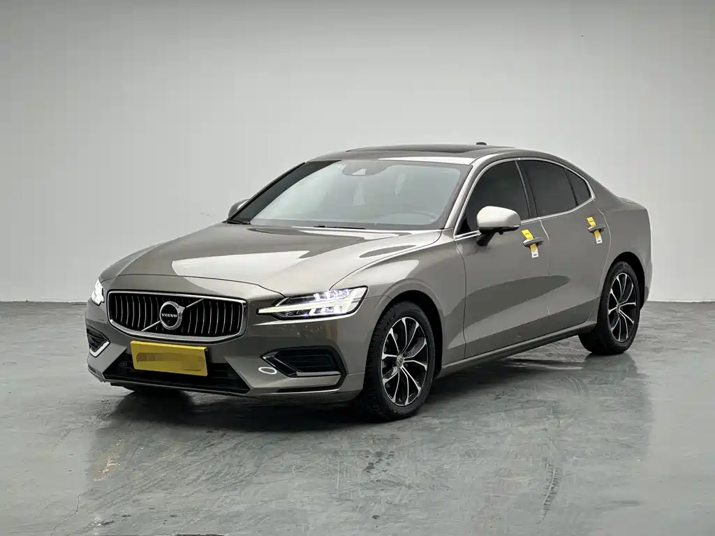 Volvo S60 2022