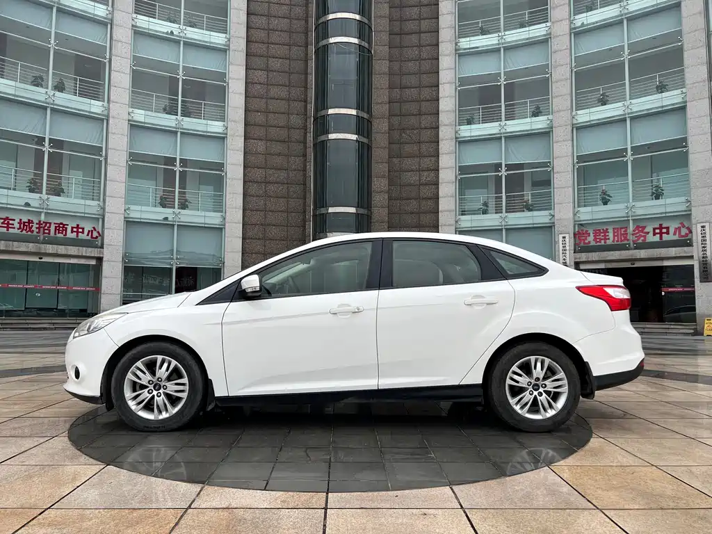 Ford Focus 2012 1.6L AT Comfort