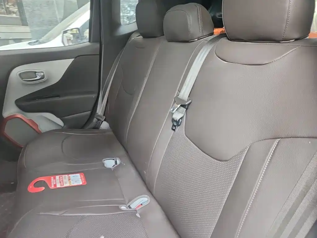 Jeep Renegade — миниатюра 18