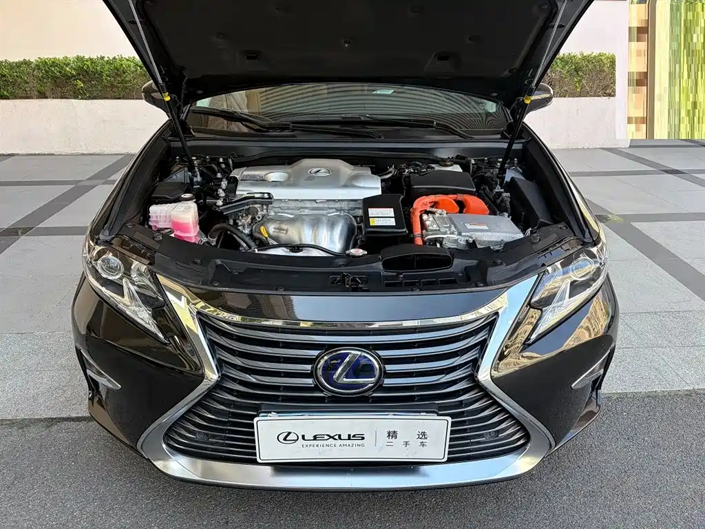 Lexus ES — миниатюра 6