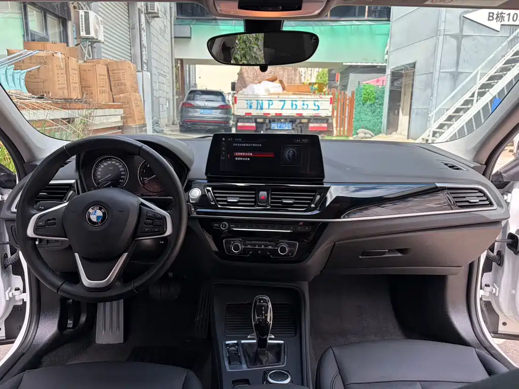 BMW 1 Series — миниатюра 11