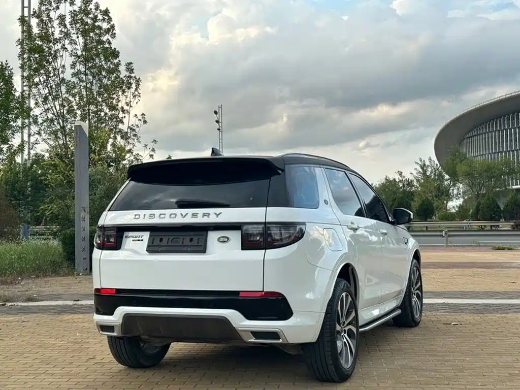 Land Rover Discovery Sport — миниатюра 4