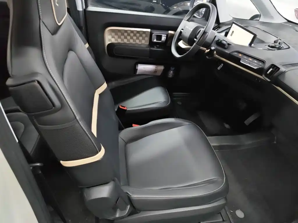 Baojun KiWi EV — миниатюра 25
