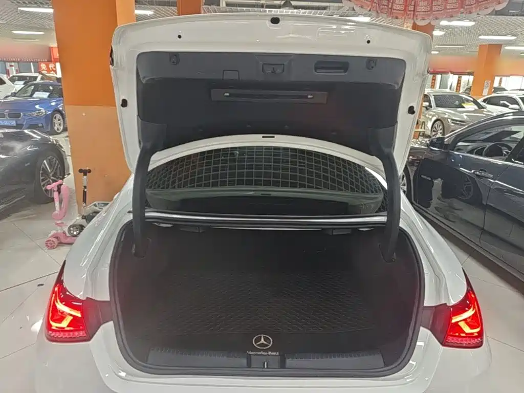 Mercedes-Benz CLA (Import) — миниатюра 19