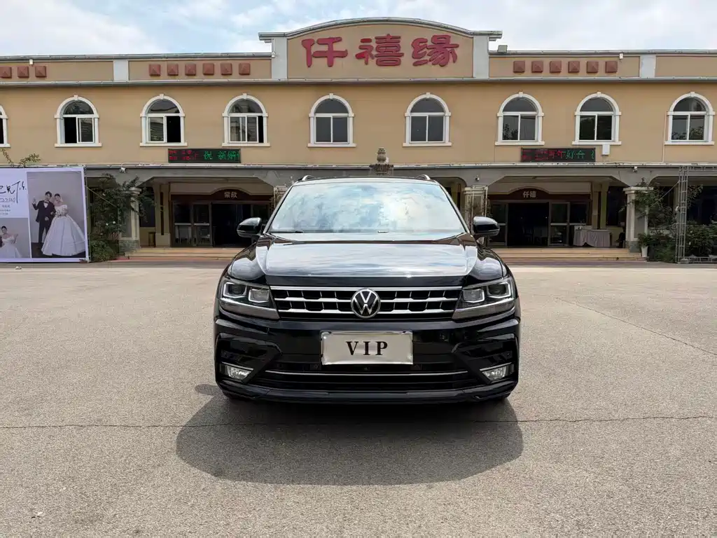 Volkswagen Tiguan L — миниатюра 2