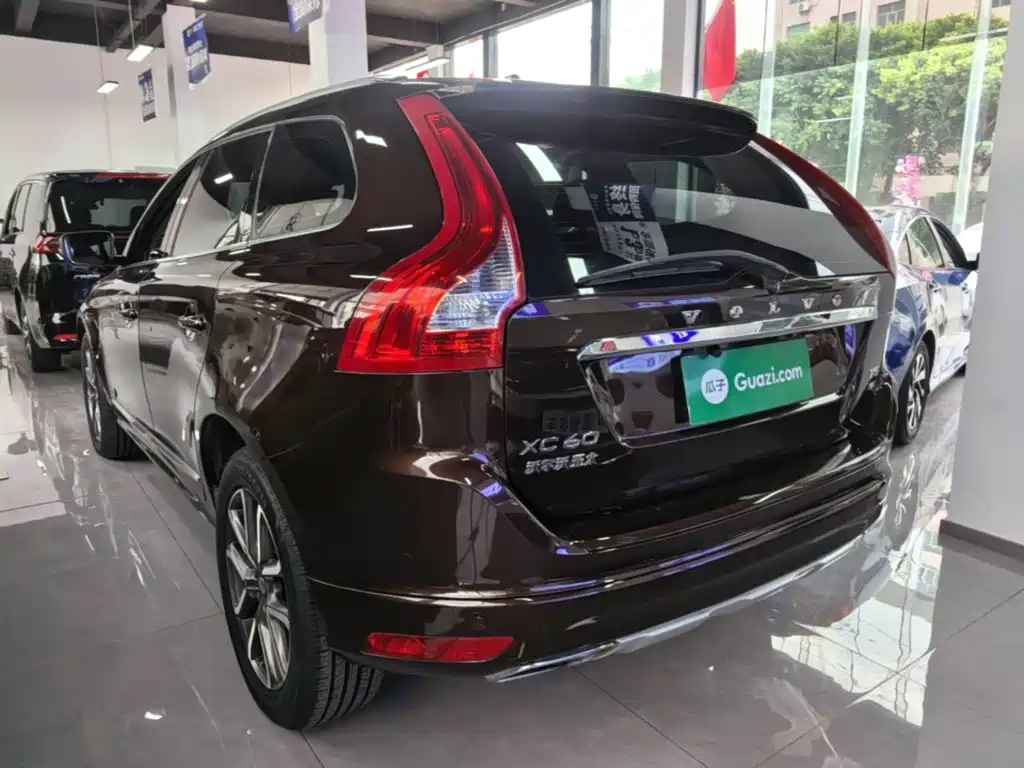 Volvo XC60 — миниатюра 5