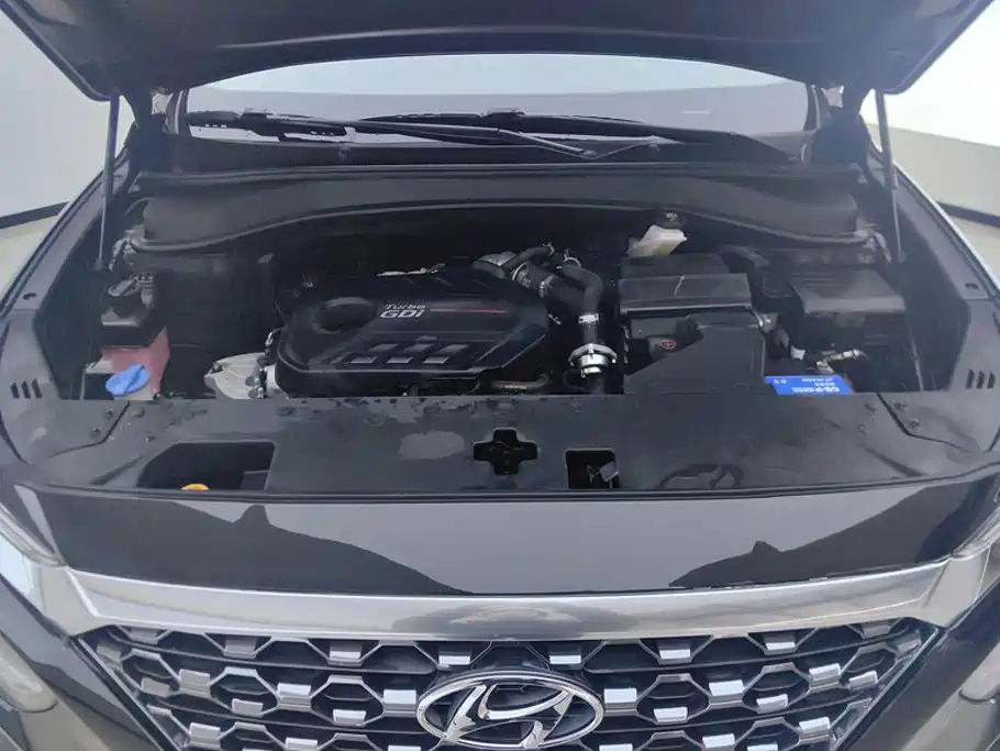 Hyundai Santa Fe — миниатюра 10